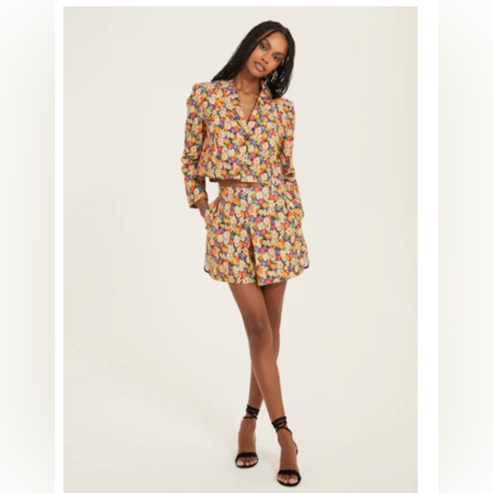 Floral cropped blazer and shorts
